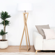 Lampara de pie cruzada