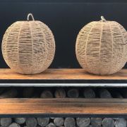 Colgante de esfera en hilo